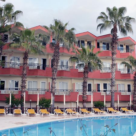 Semoris Hotel Side Exterior photo