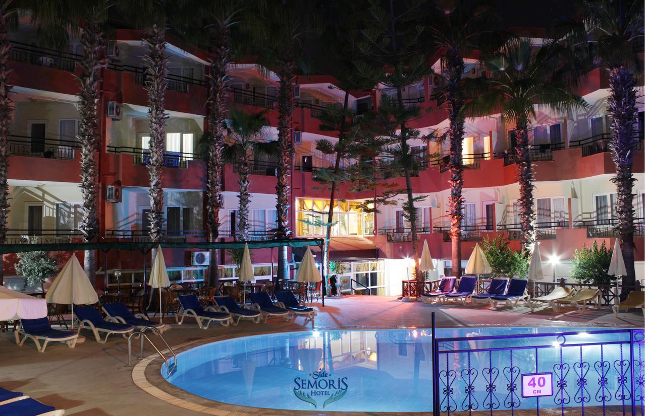Semoris Hotel Side Exterior photo